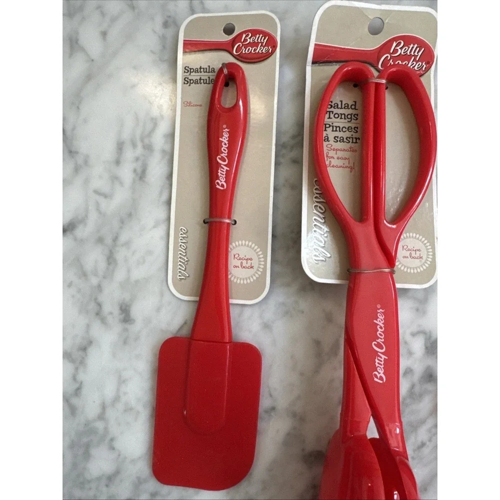 Betty Crocker 2012 Silicone Spatula Salad Tongs Basting Brush NWT